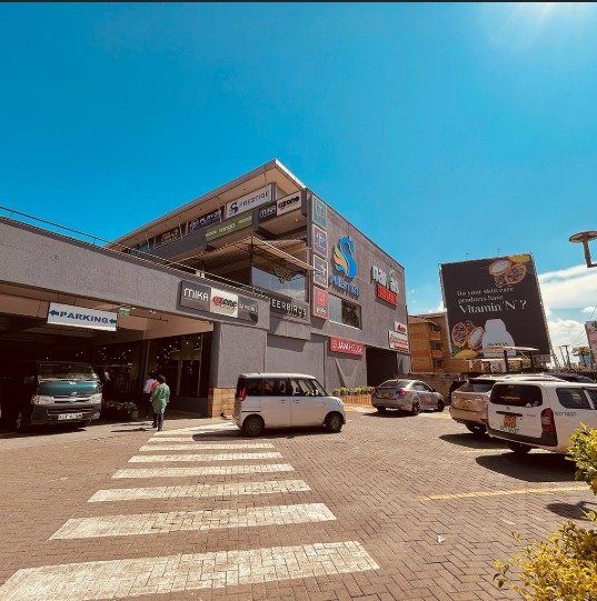 how to advertise your brand in mall signage